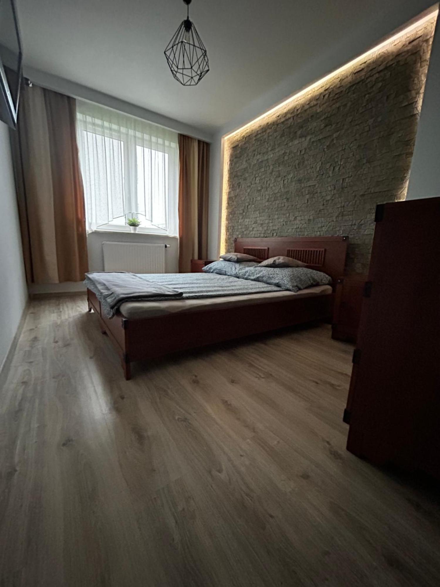 M&M Apartament Glogera Krasków Exterior foto