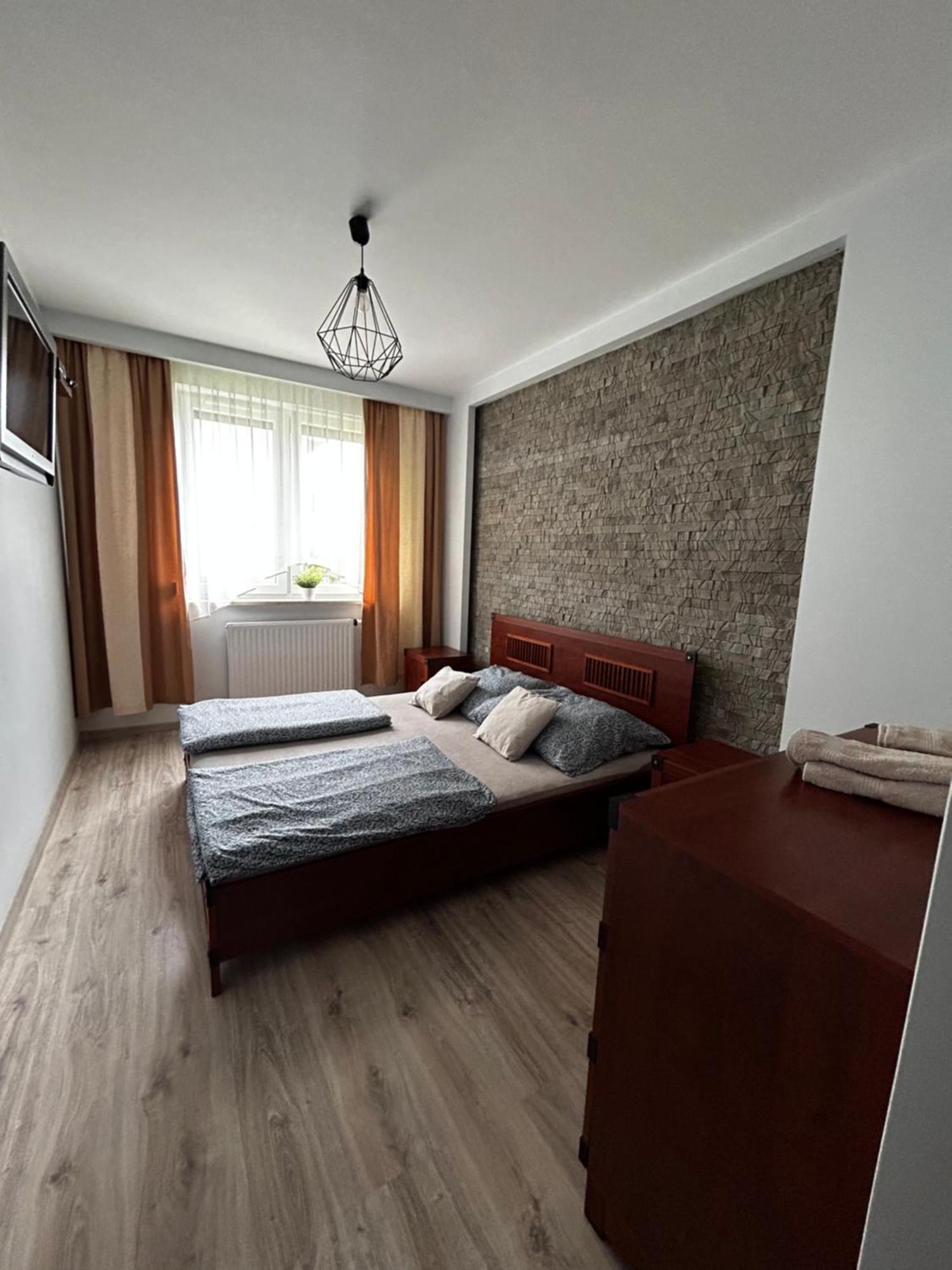 M&M Apartament Glogera Krasków Exterior foto